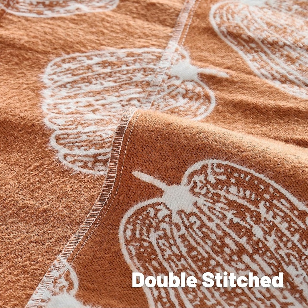 FUTEI Set of 2 Pumpkin Throw Pillow Covers (insert not included) 20x20 New - Picture 4 of 7
